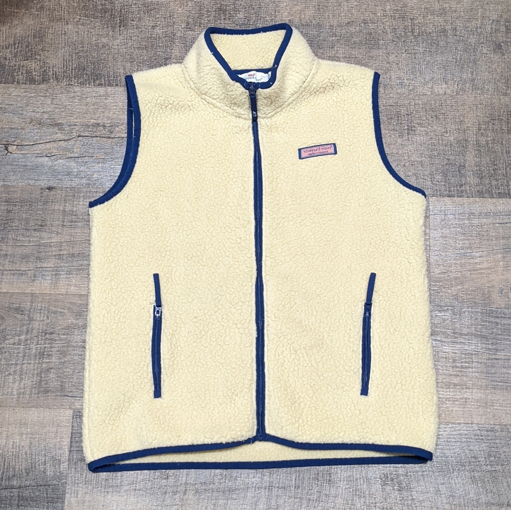 Vineyard Vines girls vest size large (14)